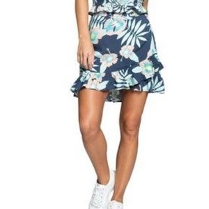 Womens Roxy Face to Love Blue Floral Ruffle Mini Skirt, Size Medium